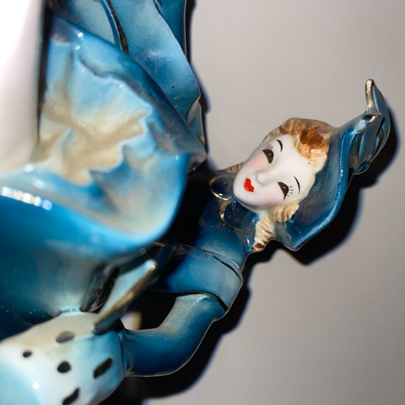 RARE ARDALT Vintage Porcelain Victorian Ice Skater/Christmas Trinket Dish - Picture 6 of 15